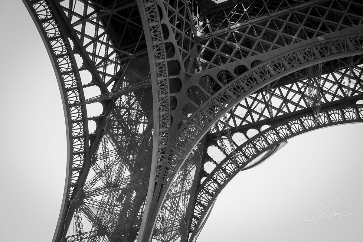 Black & White 011