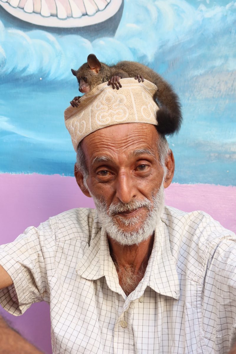 People 010